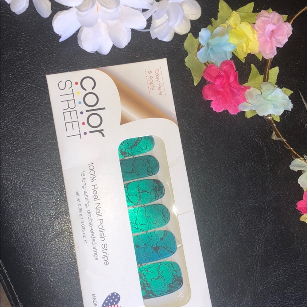 Nail strip pack
